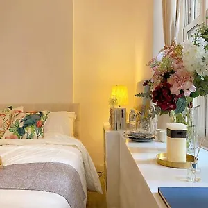 Homestay Tower Bridge Borough Market Bridge House, London